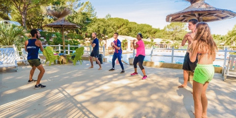 Campingpladser i Kroatien med underholdning: er det et godt valg for familier?