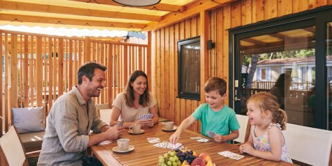 10 ting du bør pakke med til camping – og som dit mobilhome ikke leverer